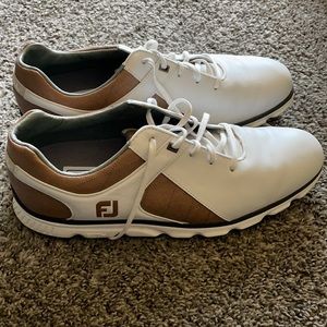 Footjoy Pro SL white and brown leather